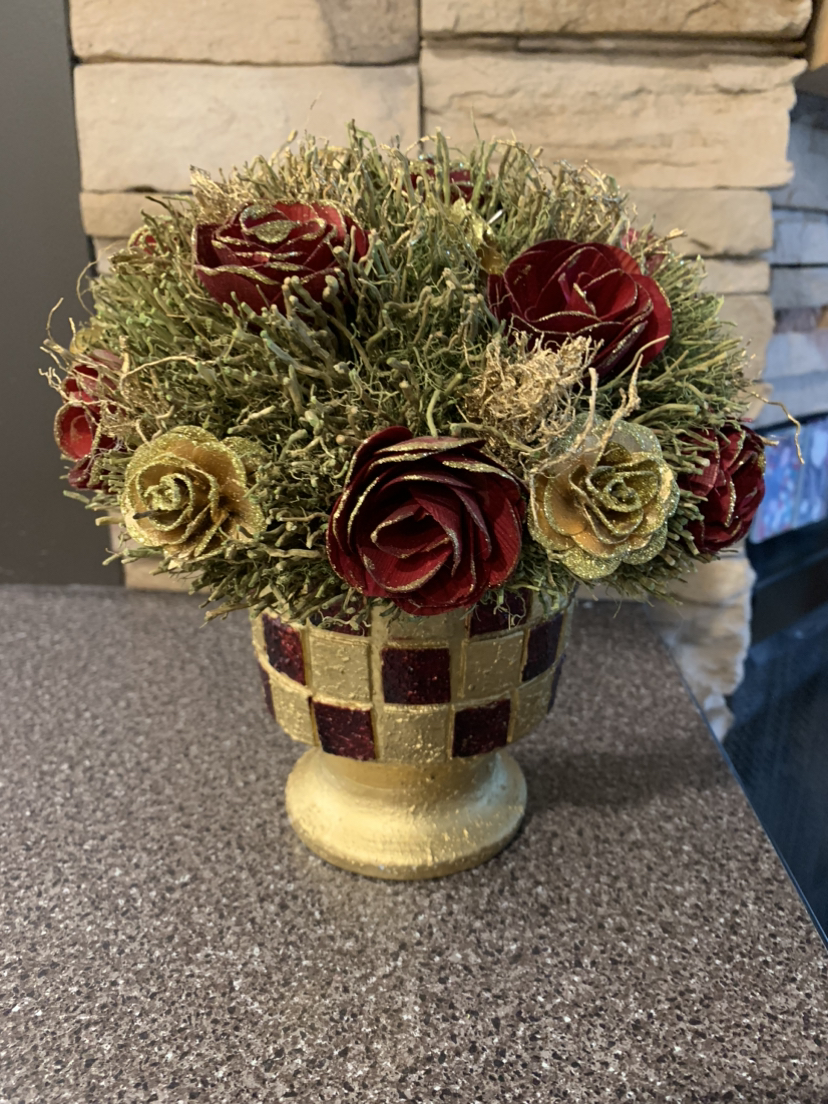 Decorative roses in pot. #freecycle