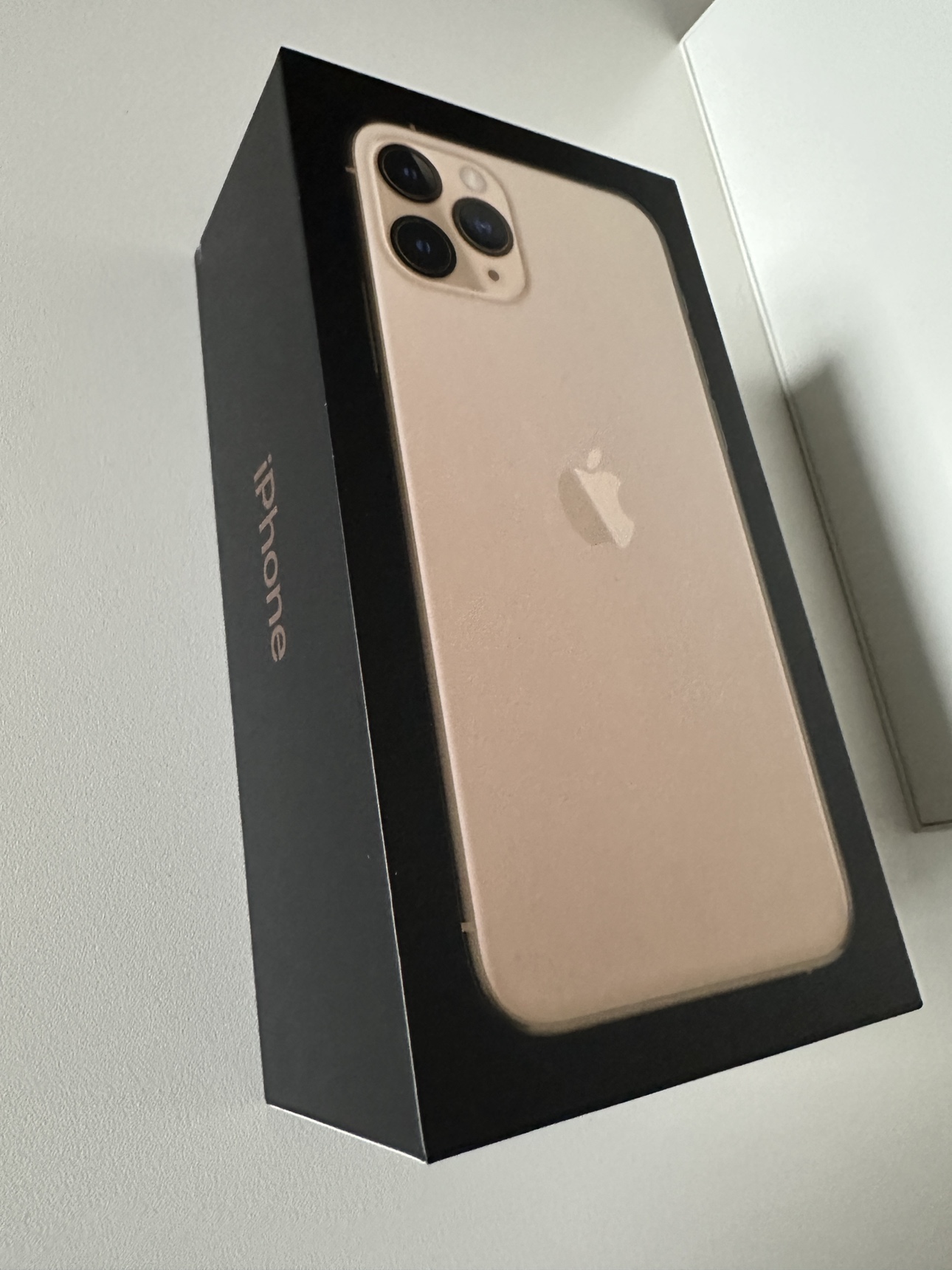 iPhone 11 Pro, Gold (64GB) Unlocked ; 91% Battery Health - photo 3