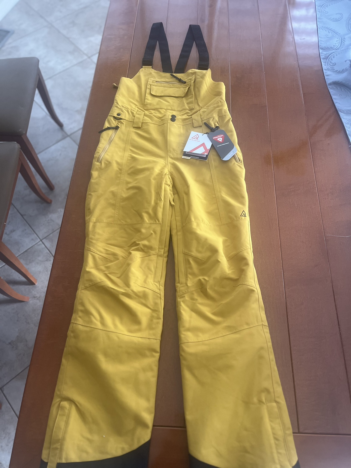 Men’s snow pants