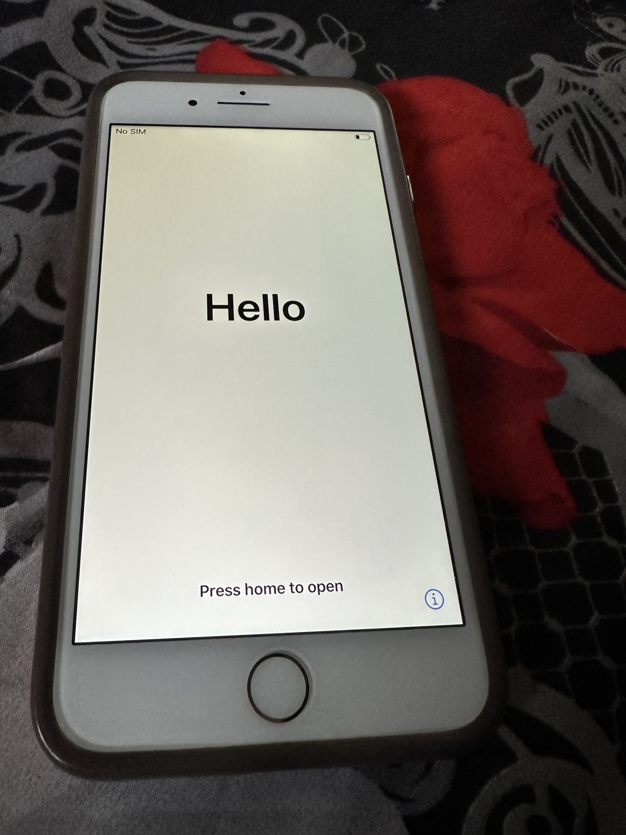 iPhone 8 Plus - 64 GB -Unlocked-Rose Gold- 84% Battery Health thumbnail