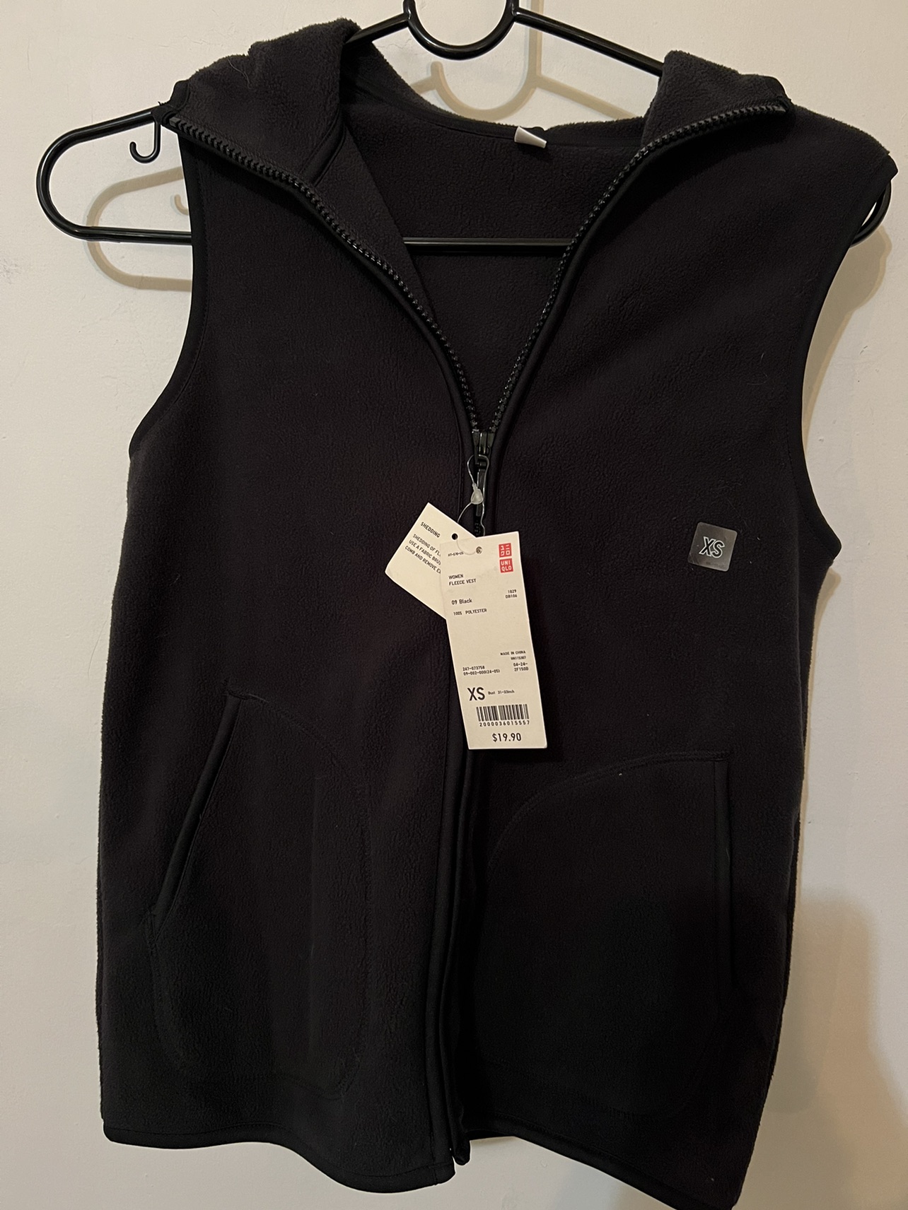 Uniqlo vest fleece black color 🥕