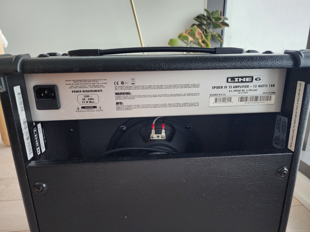 Line 6 Spider IV Digital Modeling Guitar Amplifier - photo 2