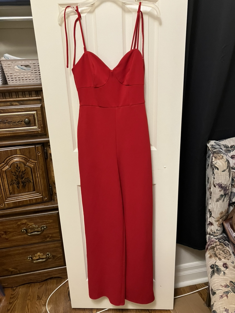 Red Spaghetti-strap v-neck romper