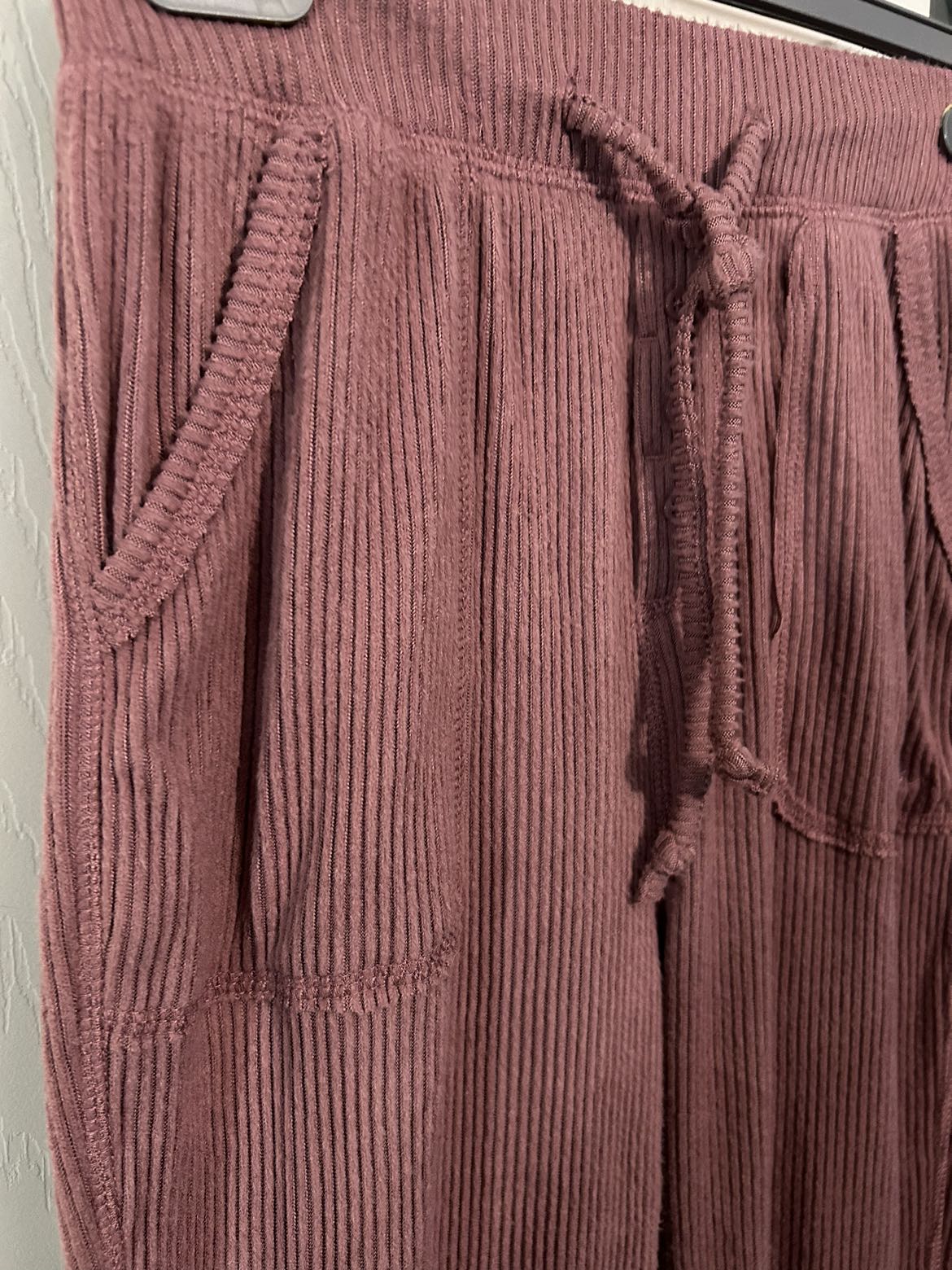 Joggers Aeropostale image indicator(2)