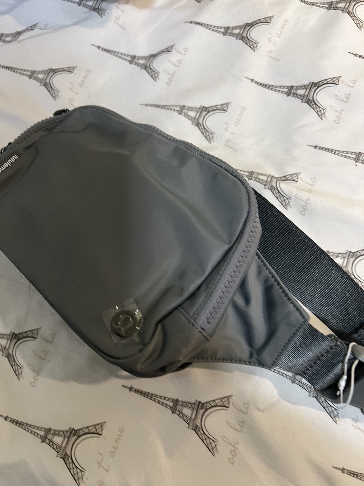Unisex lululemon belt bags - photo 2