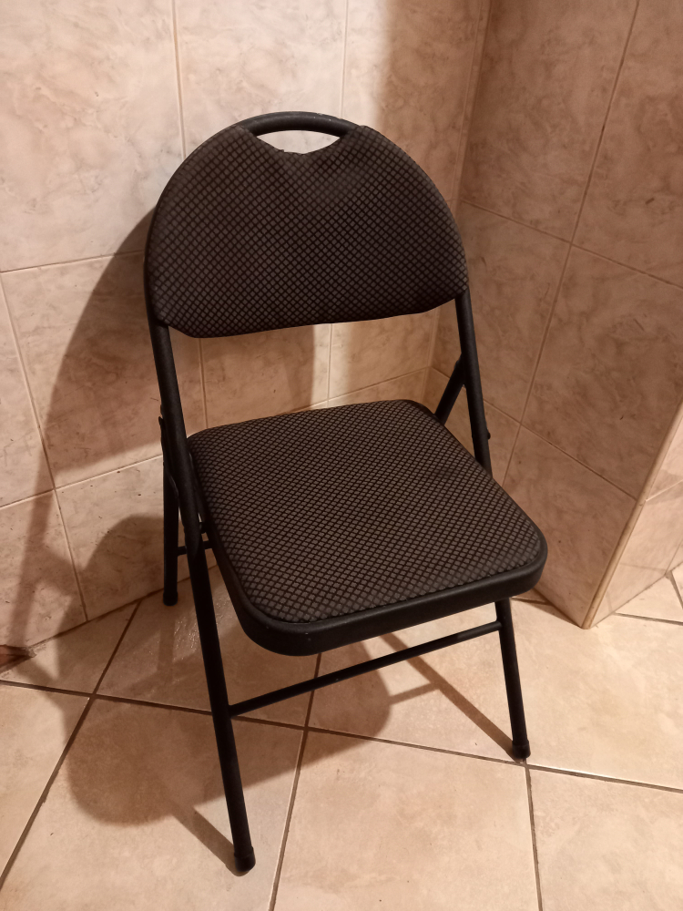 Furniture Under $100 🥕 Folding COSCO Chair