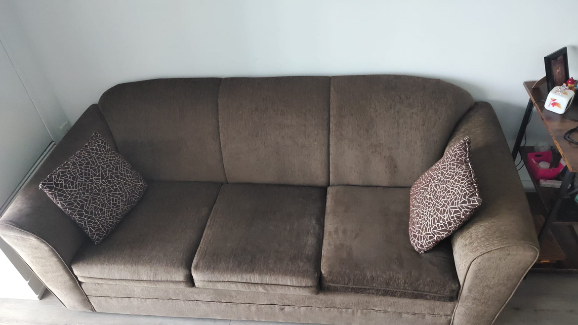Sofa with cushions thumbnail