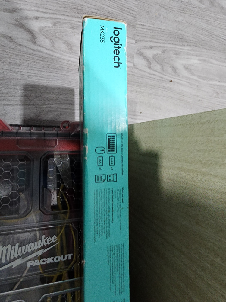 Logitech wireless keyboard and mouse - photo 2