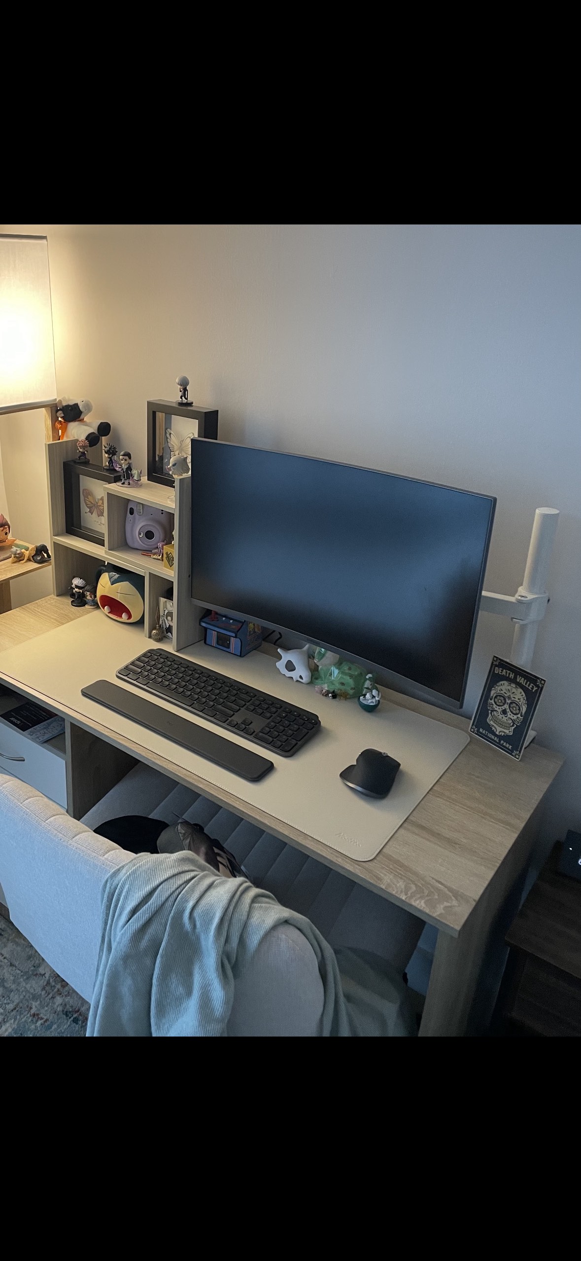 27inch Curved Samsung Monitor - photo 2