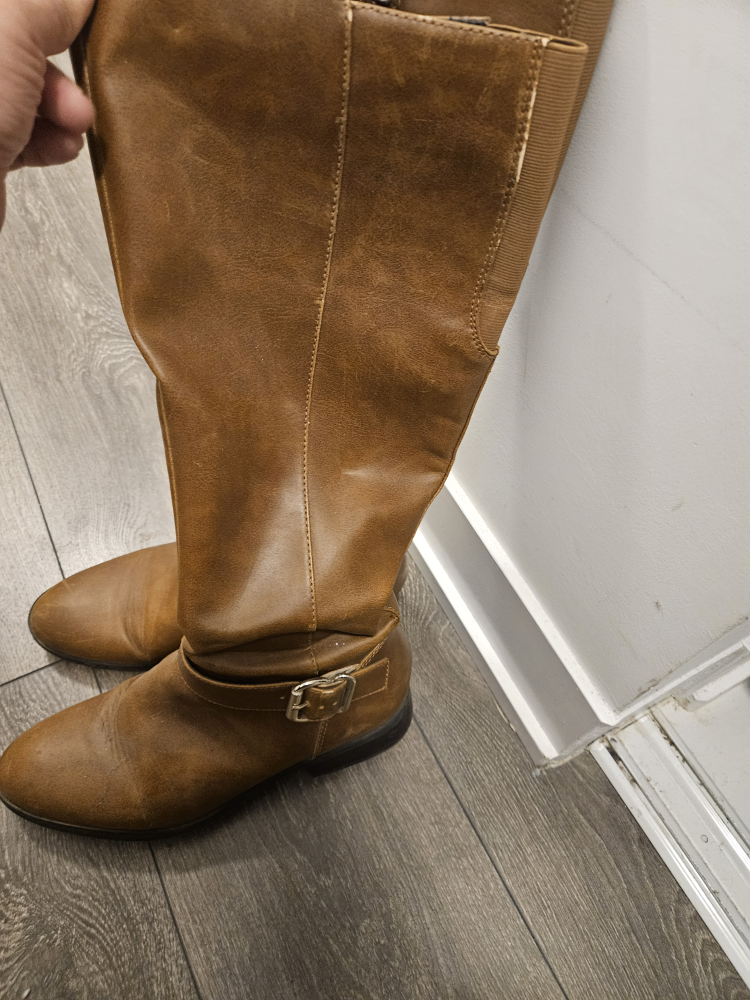 Aldo faux leather boots #freecycle thumbnail