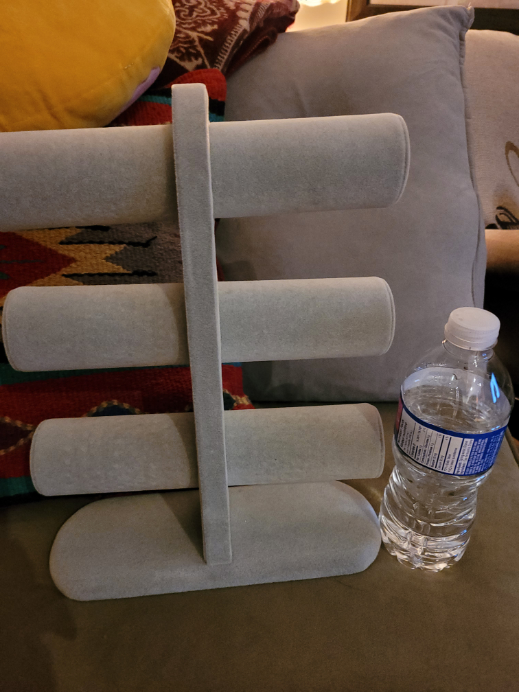 jewellery holder
