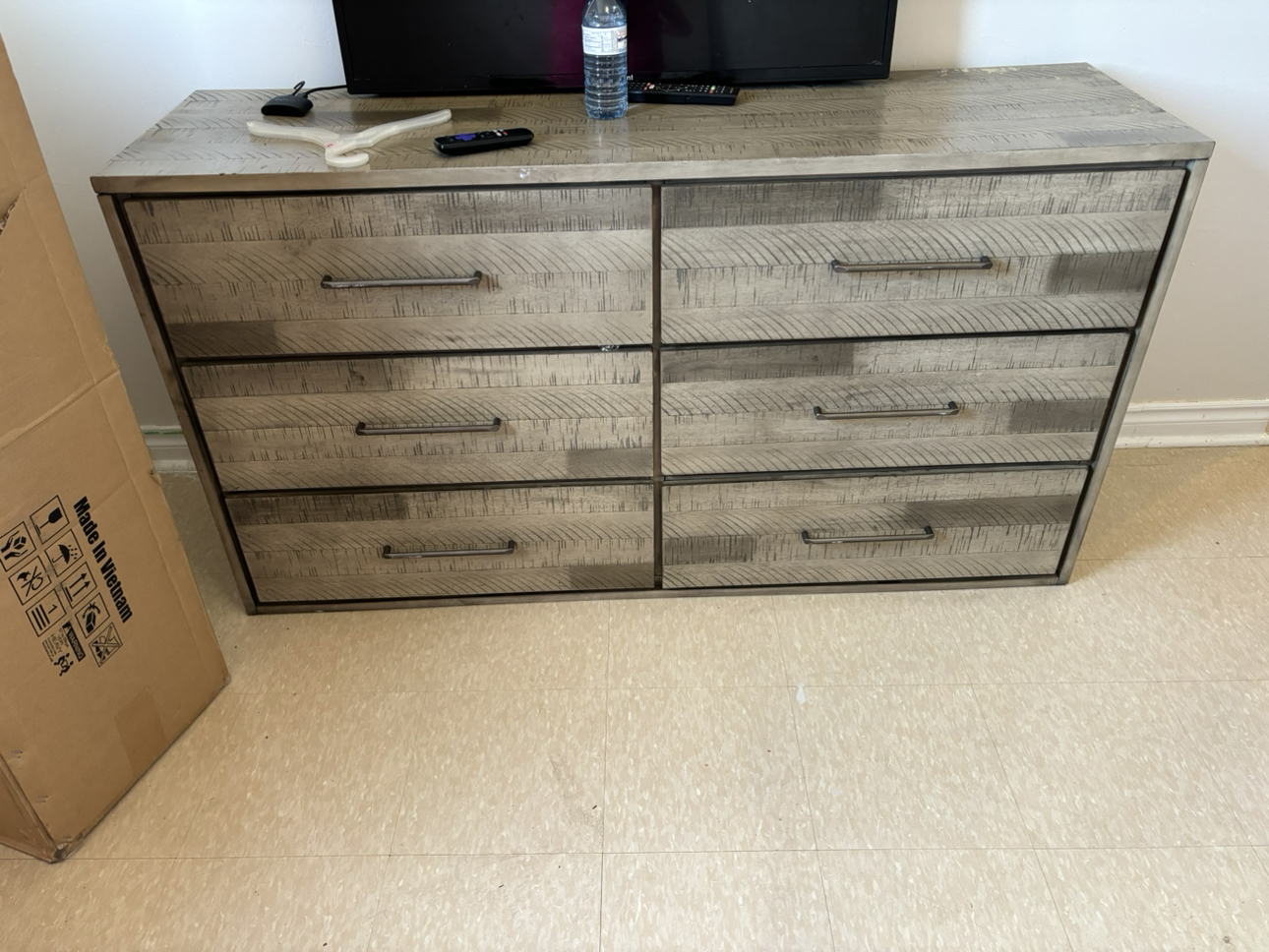 Dresser