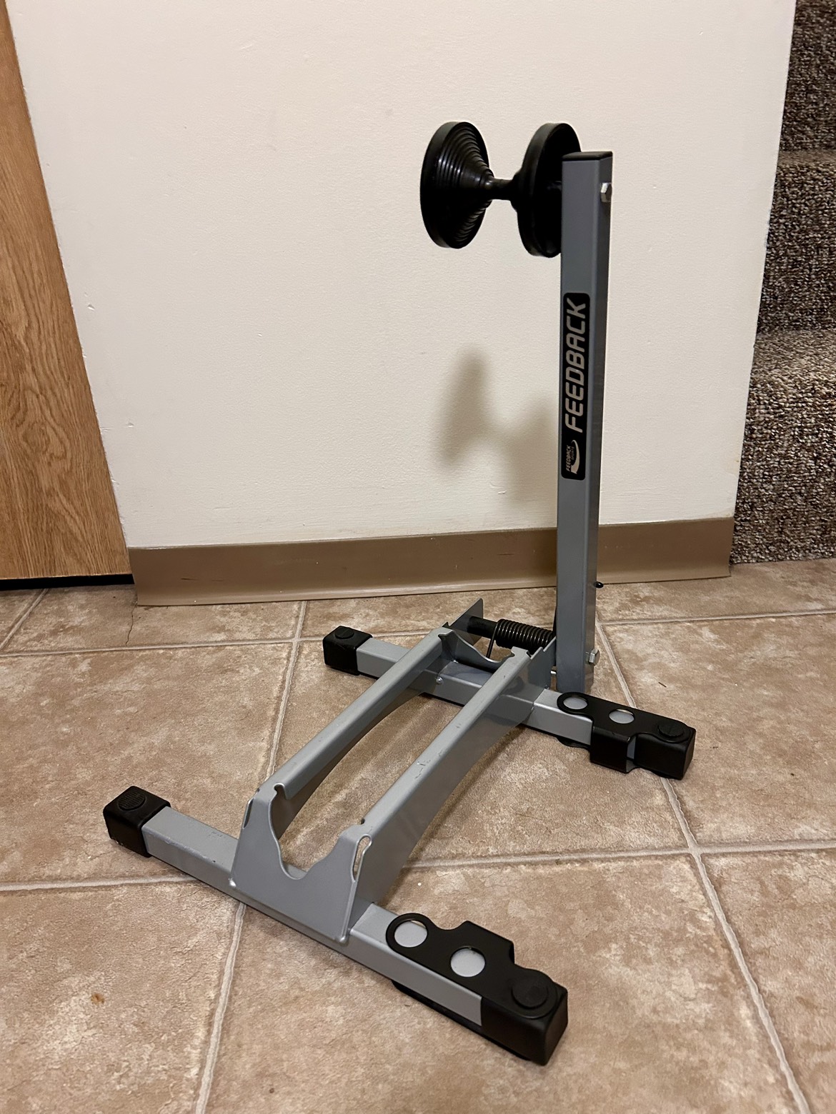 Feedback bicycle stand