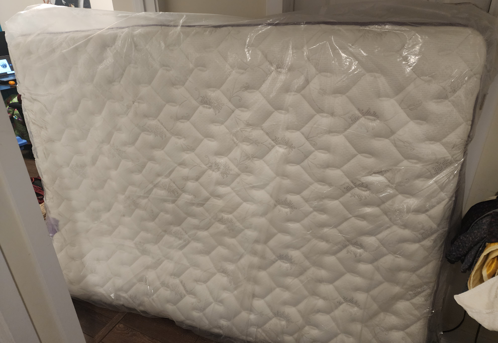 Like new mattress