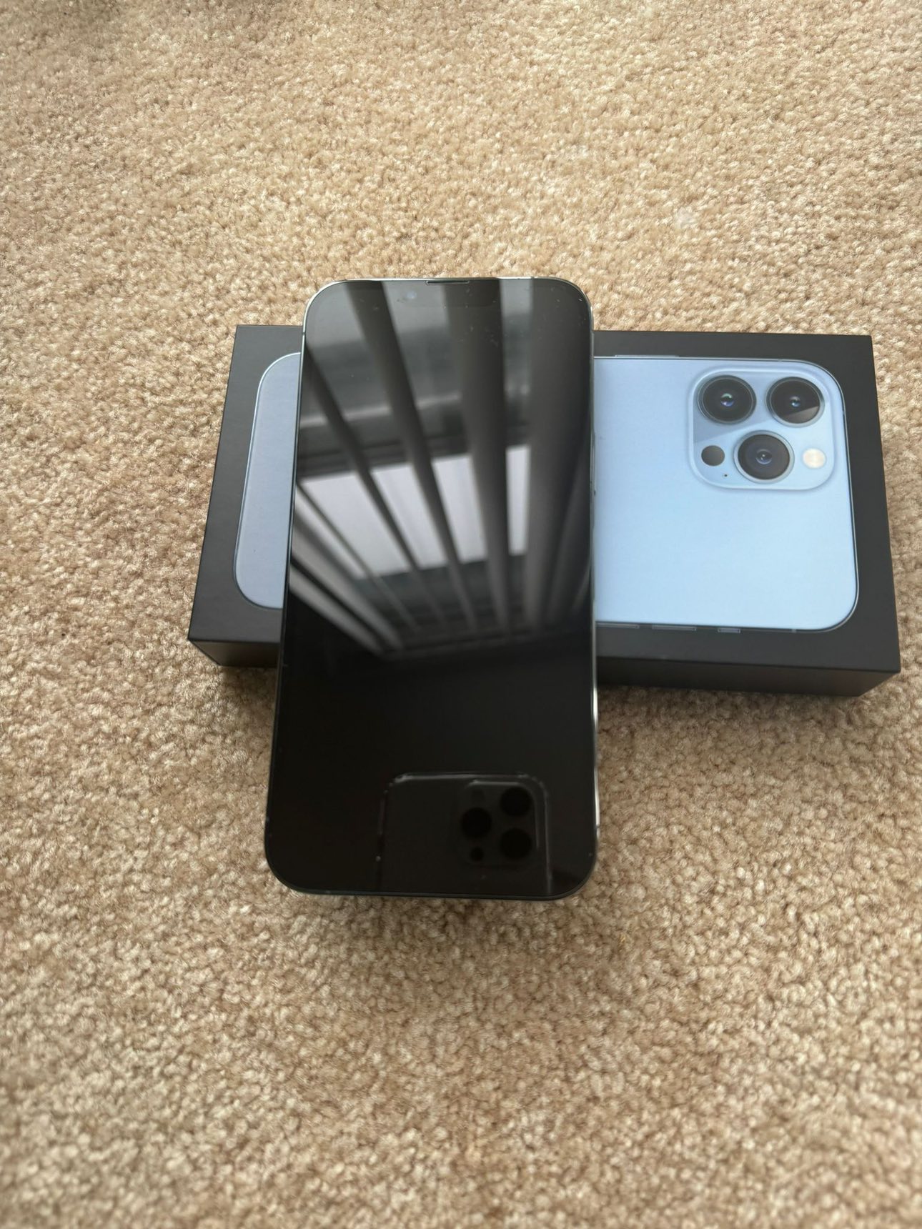 iPhone 13 Pro Max 128gb - photo 2