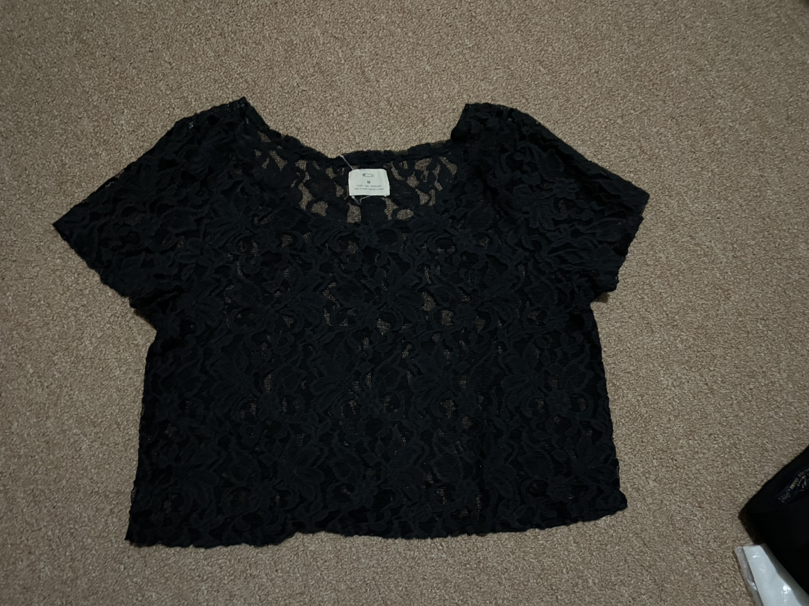 Fun lace shirts in black and green. Size M - photo 2