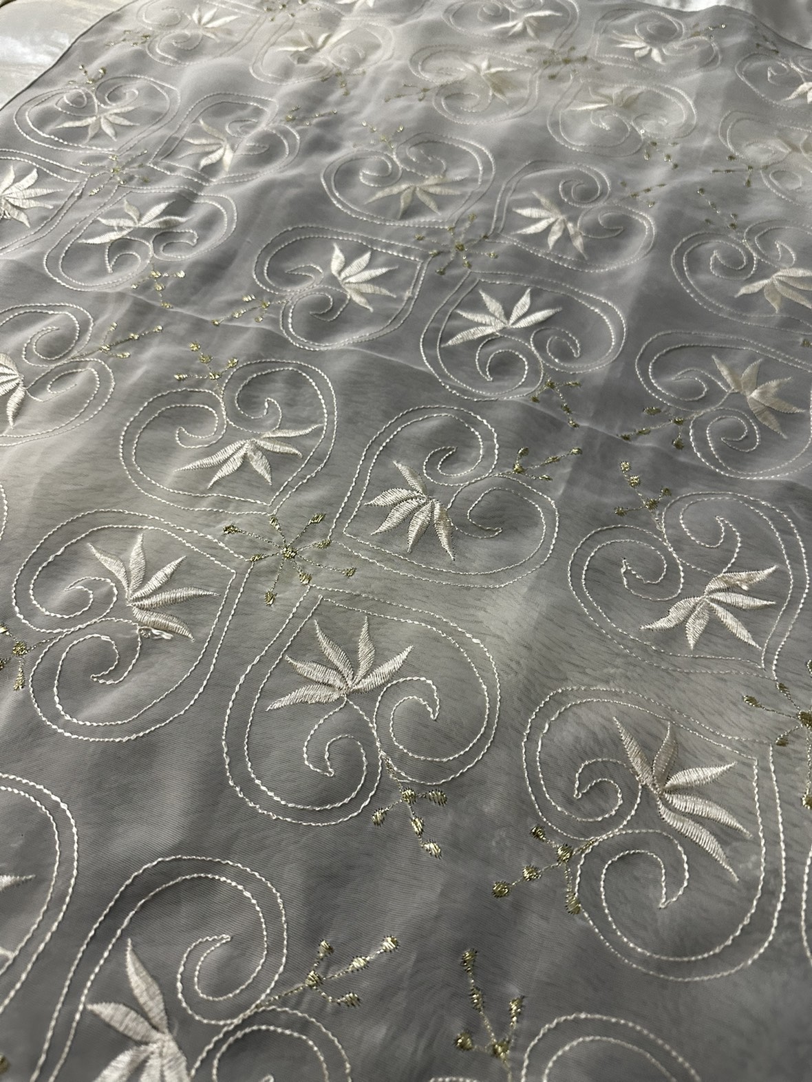 #FREECYCLE Set of four hand made crochet table doilies image indicator(3)