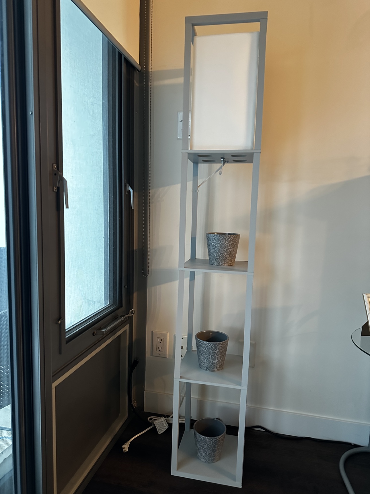 Floor lamp with shelves thumbnail