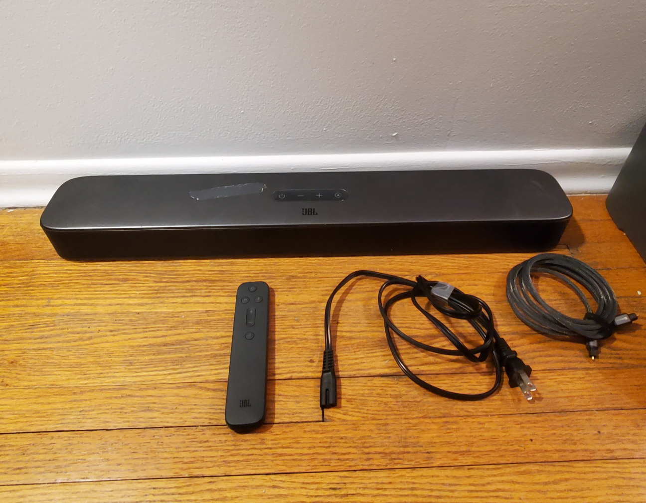 JBL Bar 2.0 All-In-One Compact 80-Watt Soundbar - Black