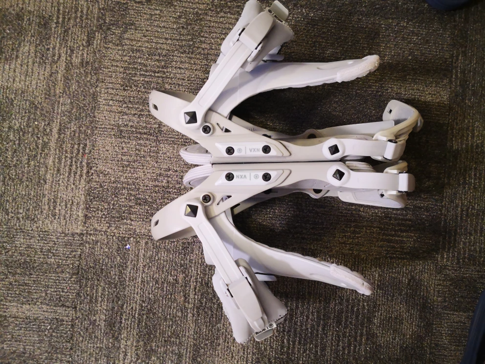 Women Snowboard Binding (Ride VXN small US 5-9) thumbnail