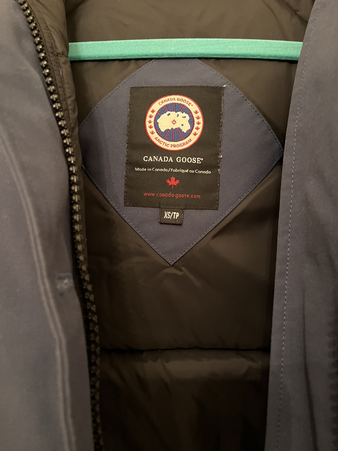 Canada Goose parka image indicator(3)