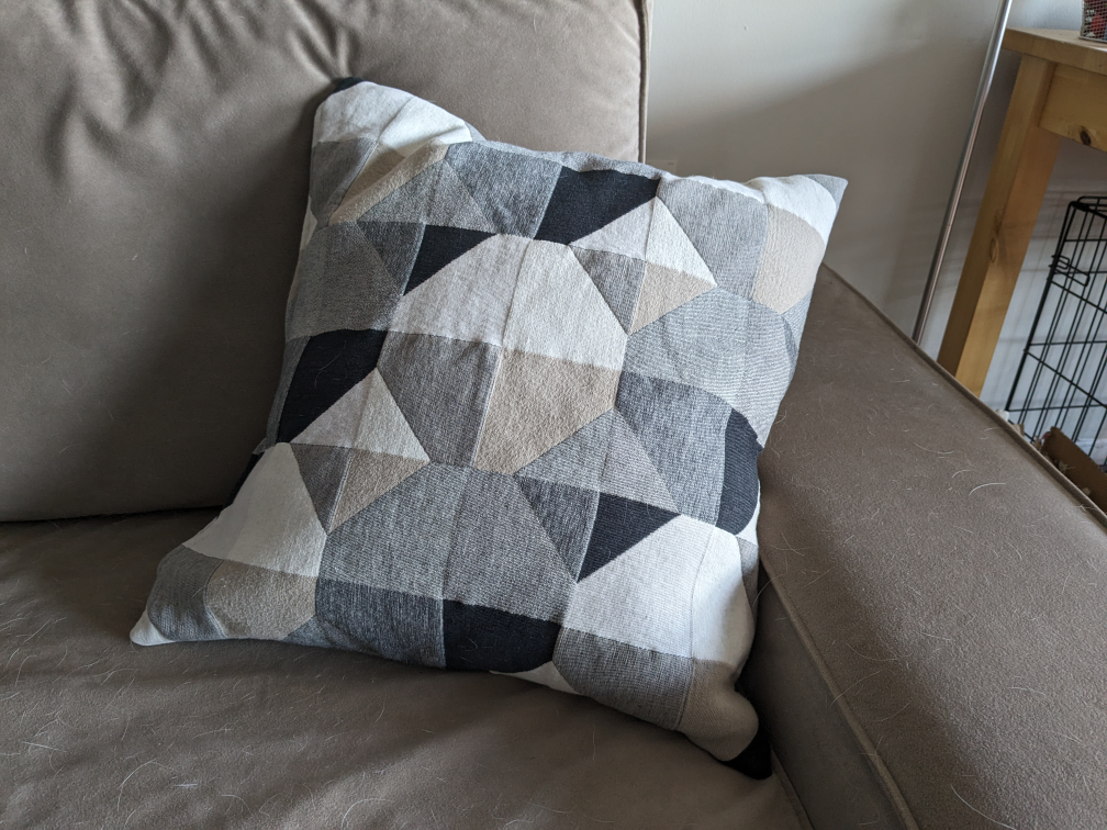 IKEA pillow cover "Svartho"
