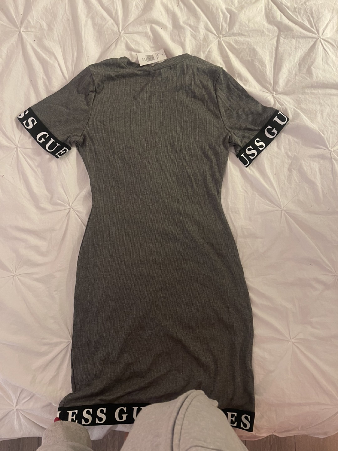 NEW Guess Logo Dress - photo 2