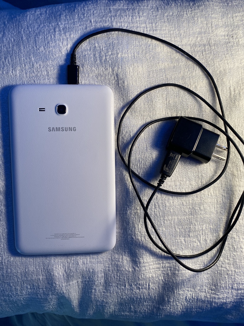 Samsung GALAXY Tab 3 Lite     SM-T110
