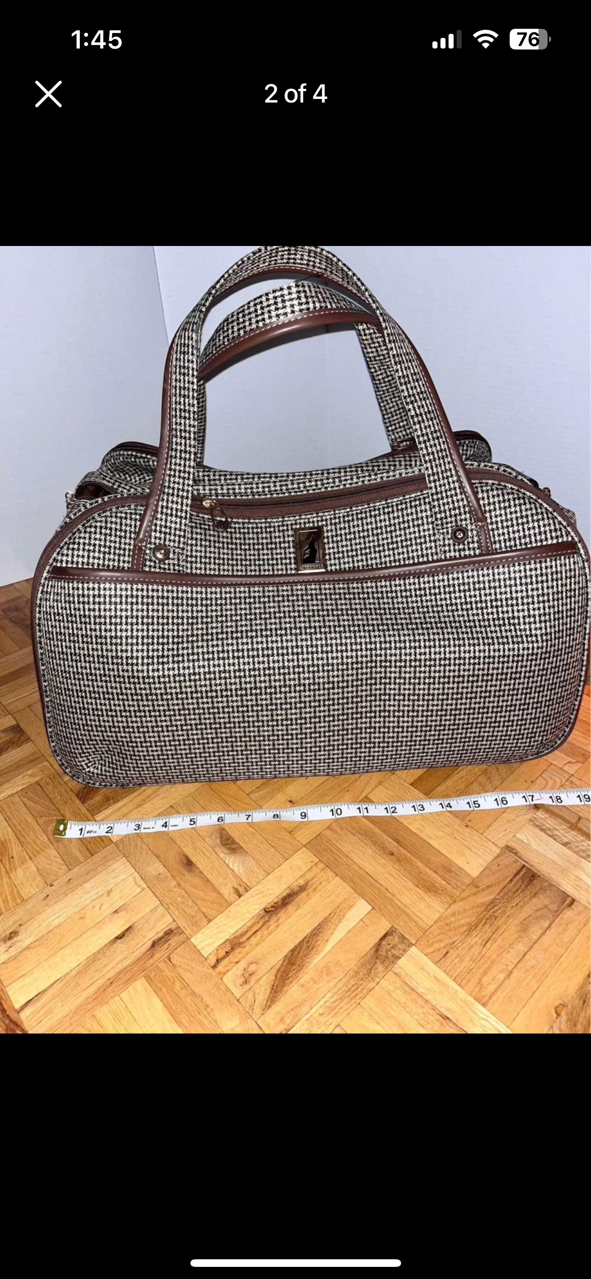 London Fog Stratford 17” Cabin Suitcase image indicator(2)