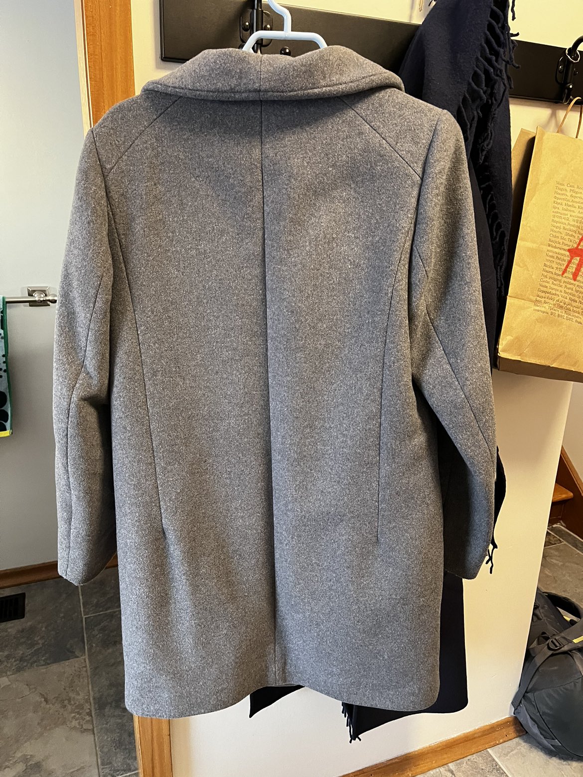 Aritzia Cocoon Coat - brand new! - photo 2