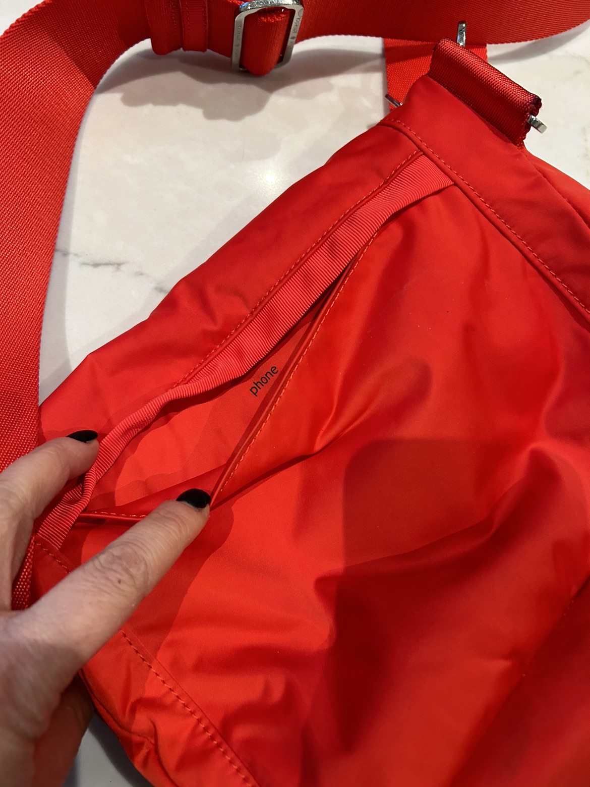Lululemon crossbody bag - photo 4