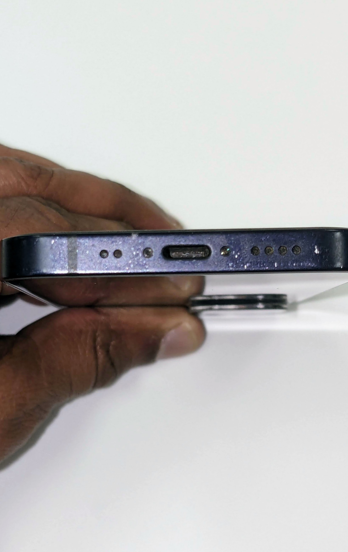 12 Mini Used in Case - 128gb - 85 BH image indicator(5)