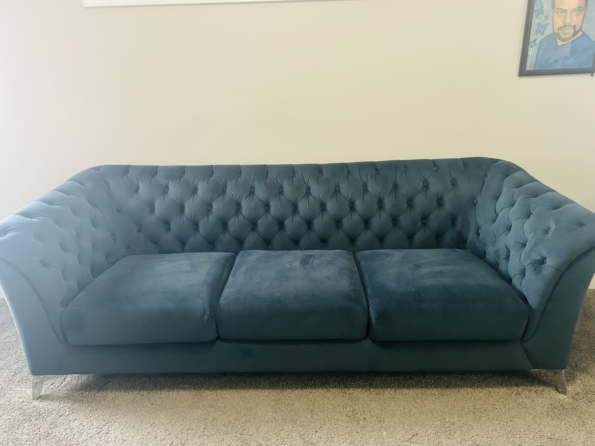 Velvet couch - Tale blue