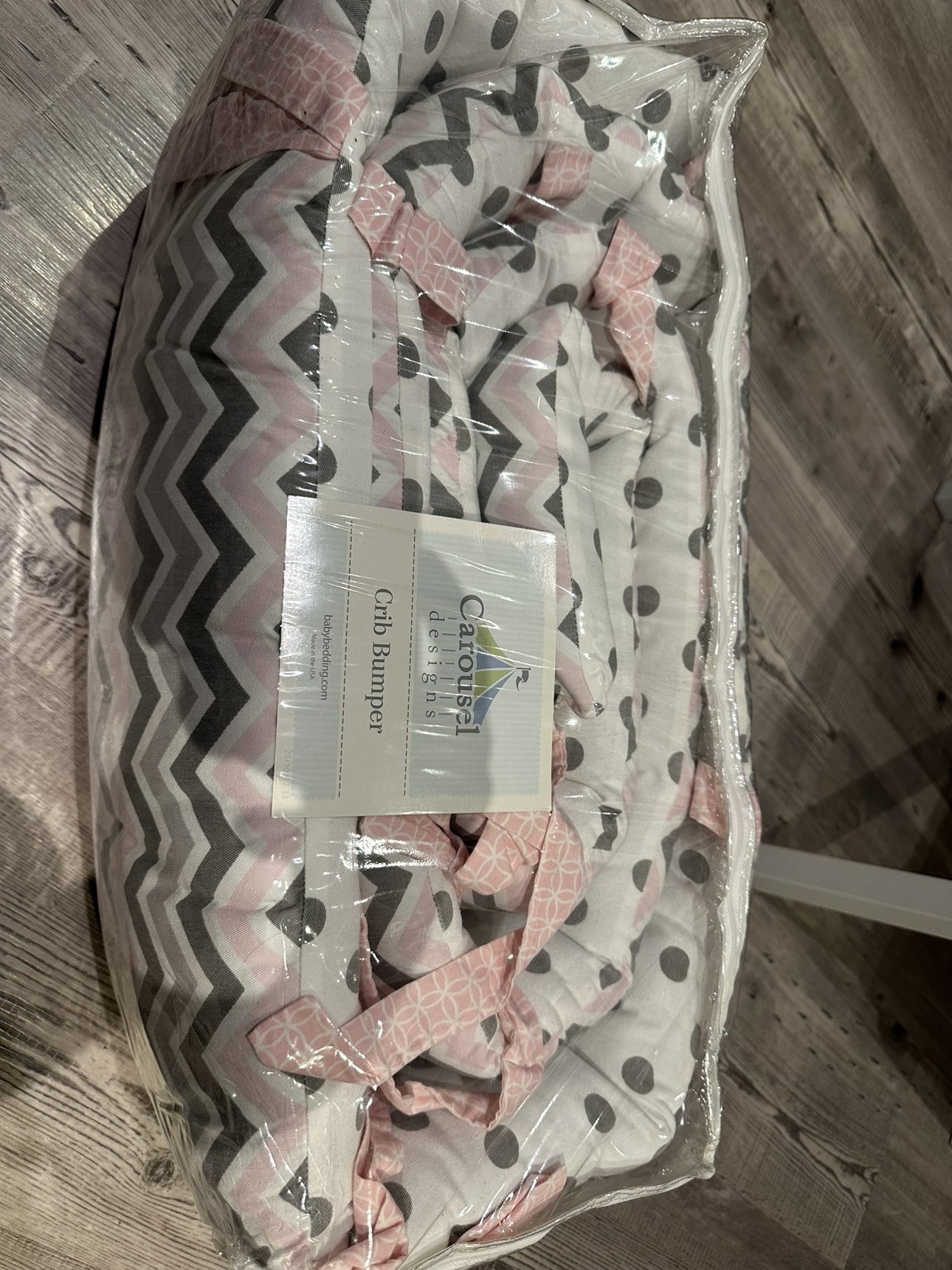 Carousel Designs crib bumper. - photo 2
