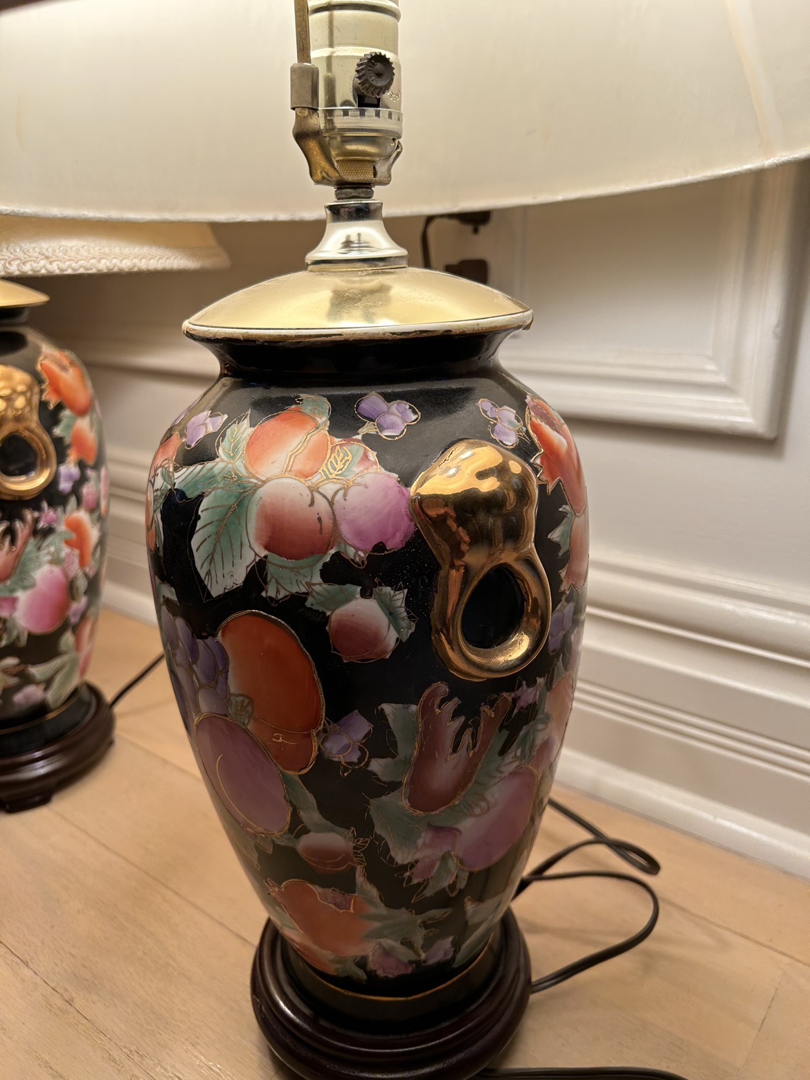 Ornate Asian Table lamps image indicator(3)