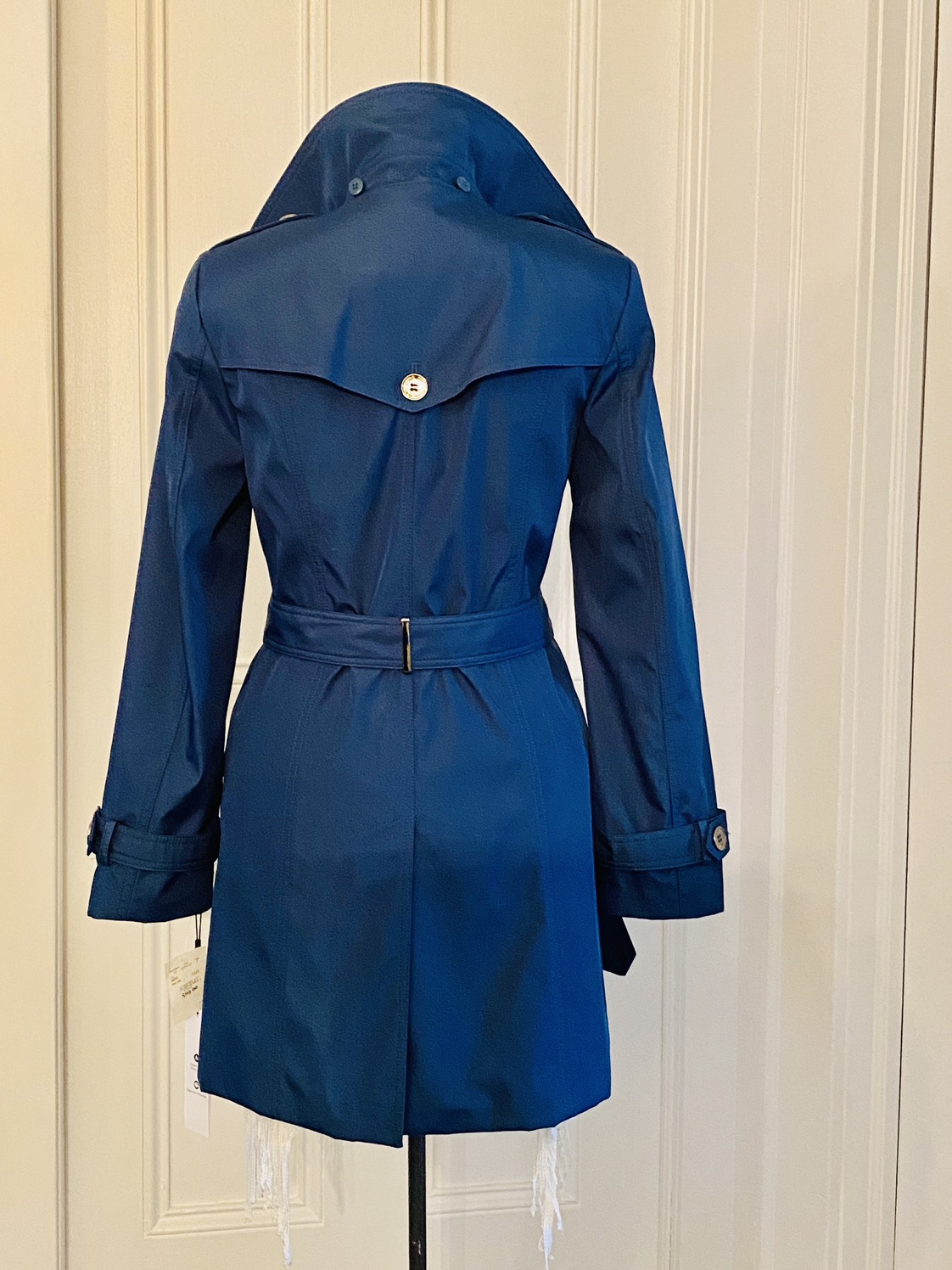 New Calvin Klein Ladies Trench Coat (with tags) image indicator(3)