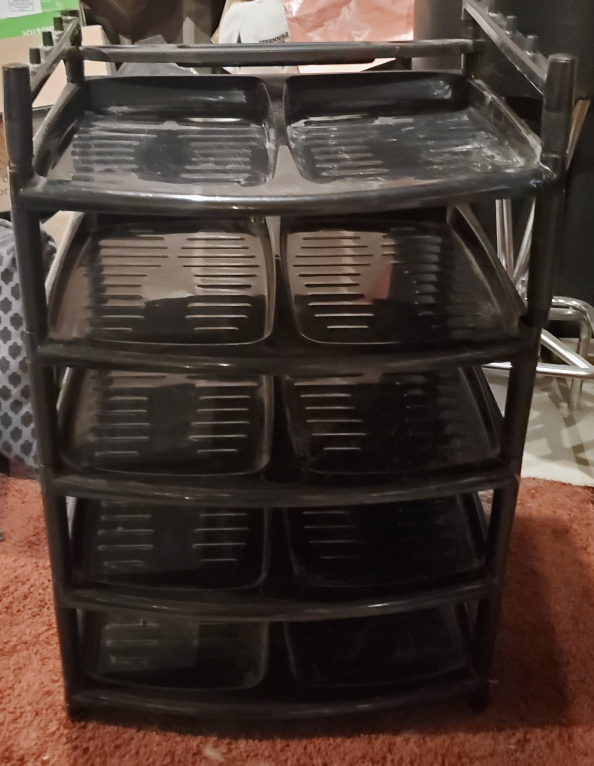 shoe storage shelf