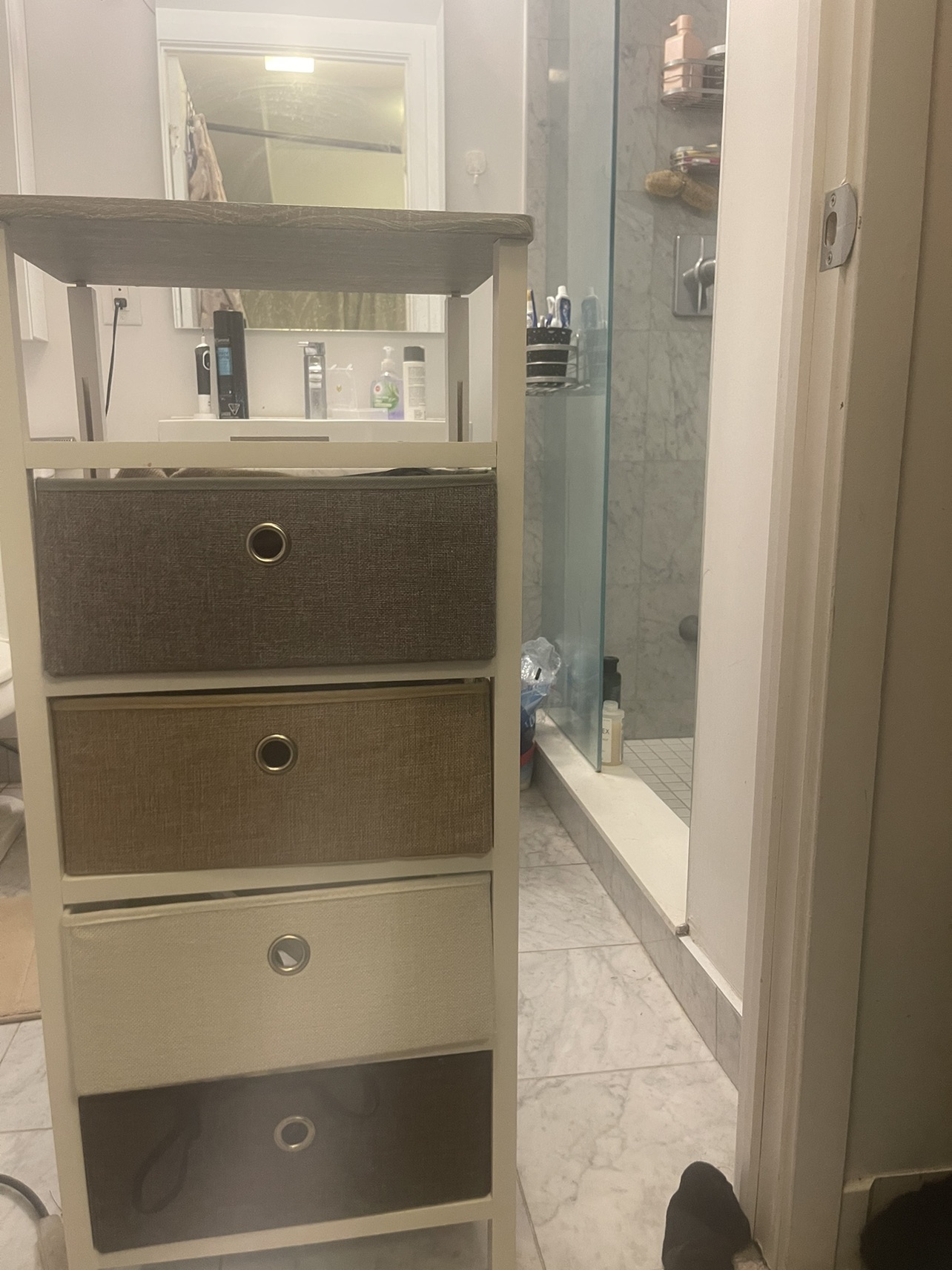 Portable storage drawer