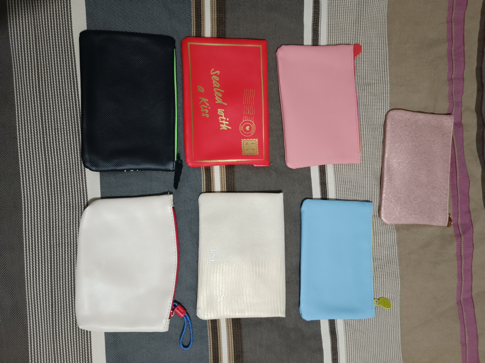 New Small cosmetic 7 bags from IPSY - photo 2