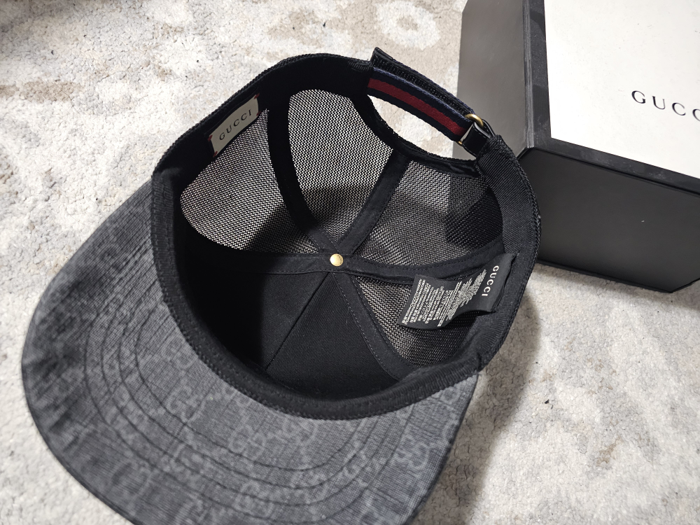 Men's Gucci hat image indicator(2)