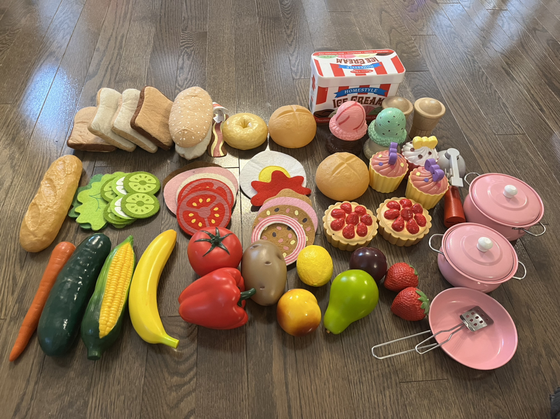 Kitchen toys