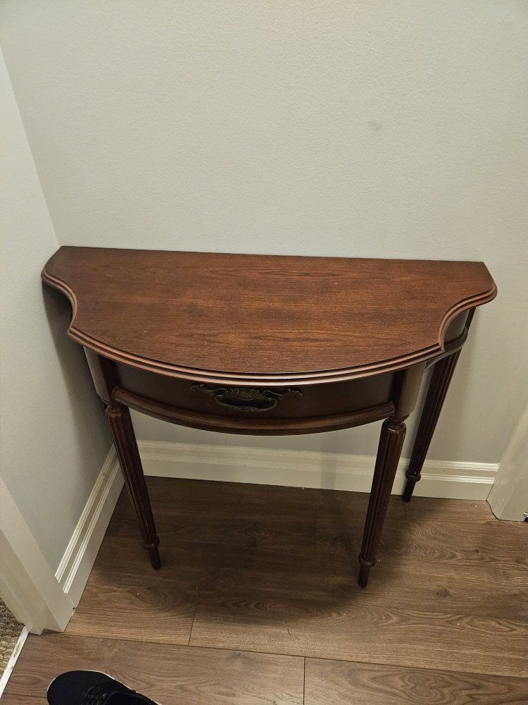 wall table - photo 2