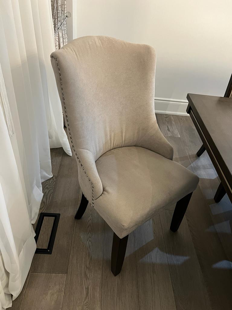 Table and chairs - photo 4