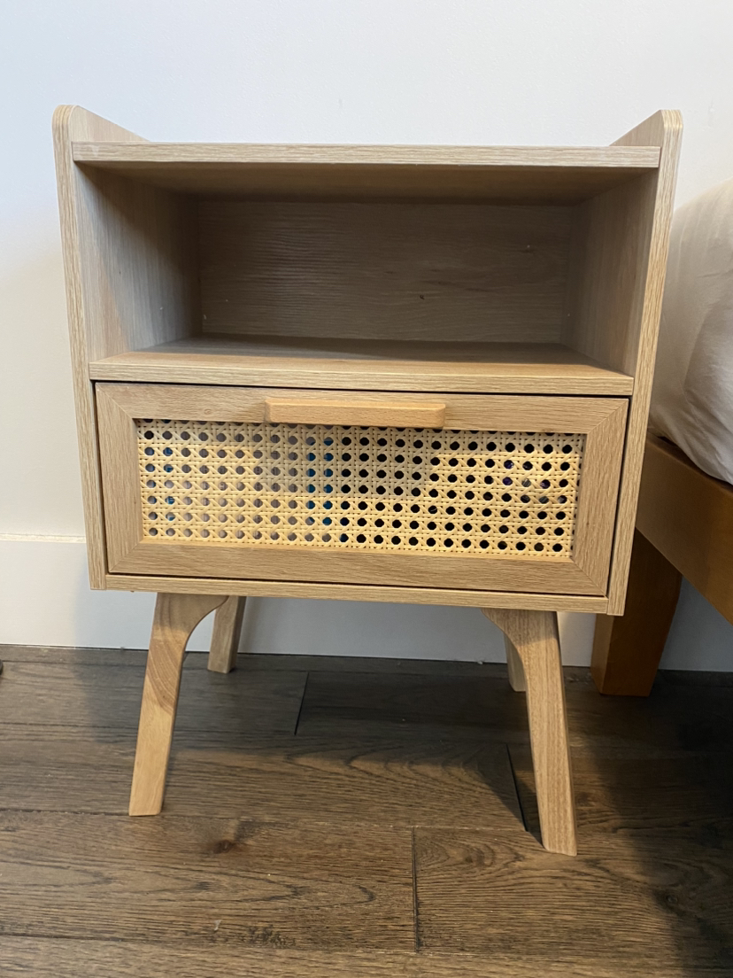 Nightstand with drawer and lamp - photo 2
