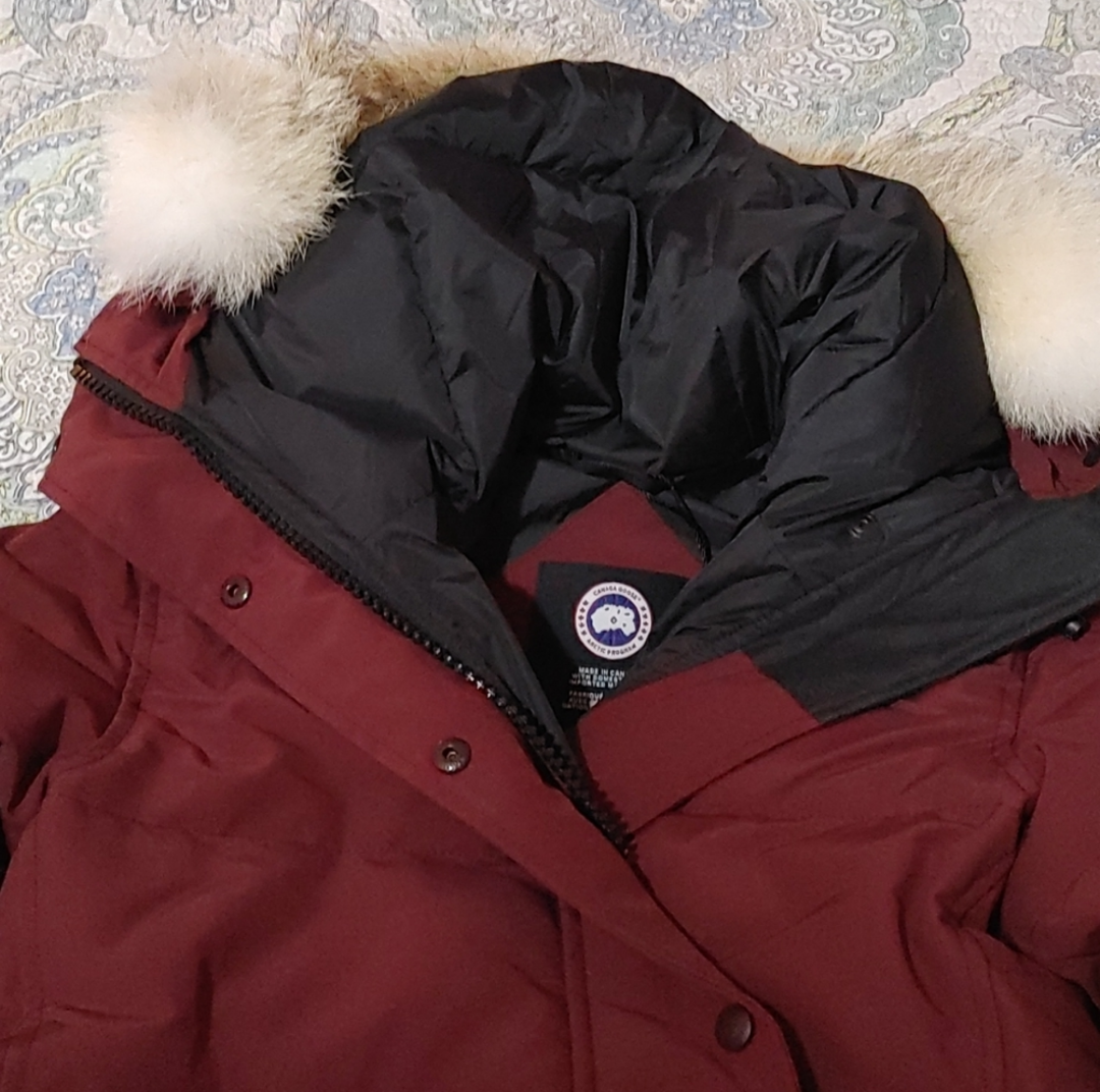 AUTHENTIC Canada Goose Shelbourne Parka in Elderberry image indicator(2)