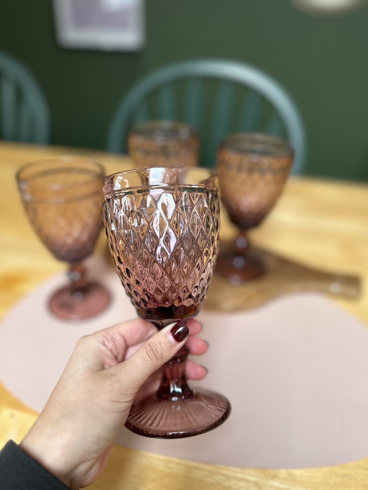 Dibor Glassware Set of 4 | Rococo Pink Wine Goblets - photo 3