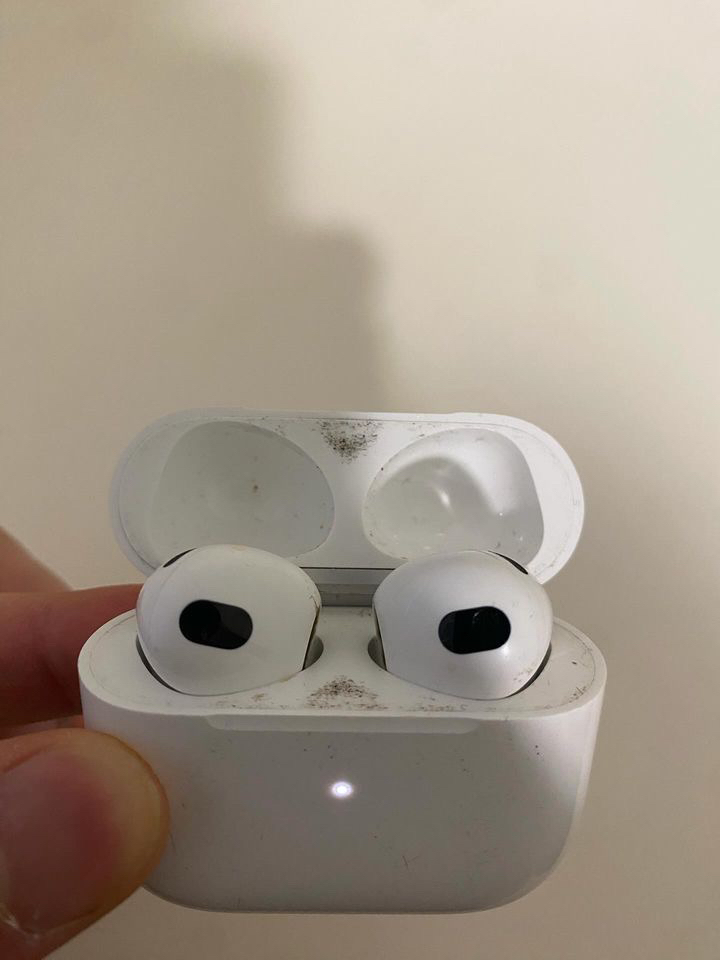 AirPods (3rd GEN) 100% Authentic