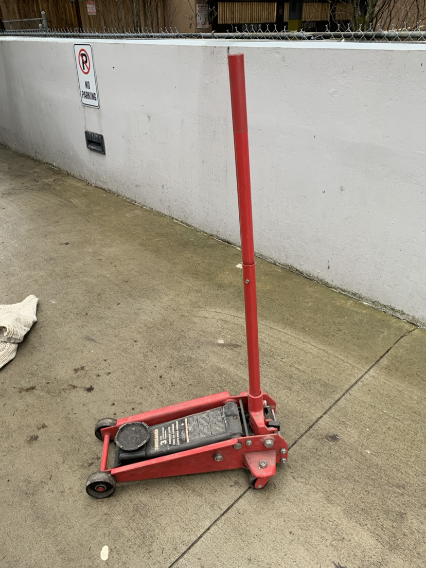 3 Tons garage jack with 4 tons jack stands thumbnail