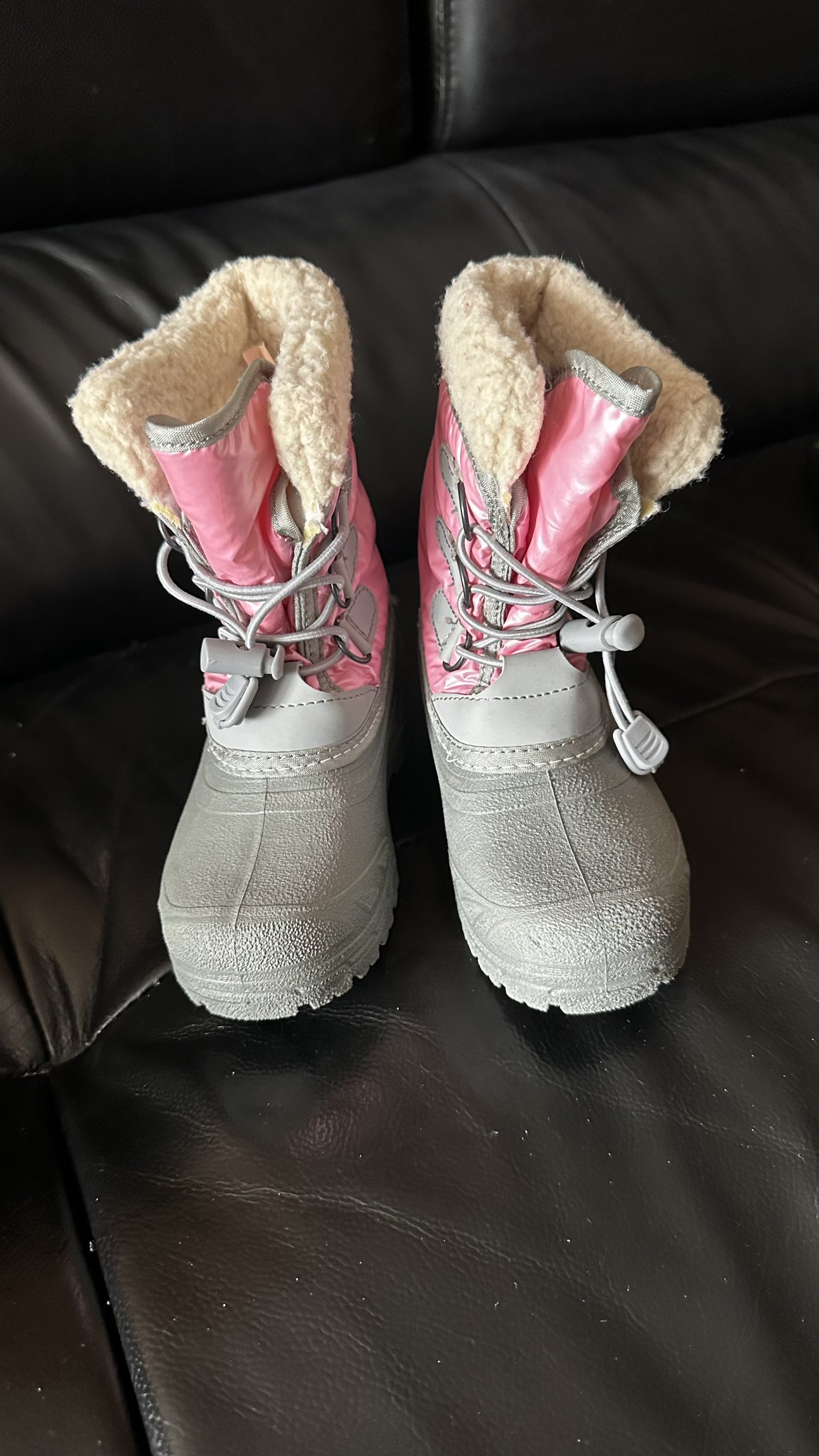 Girls winter boots size 10 thumbnail