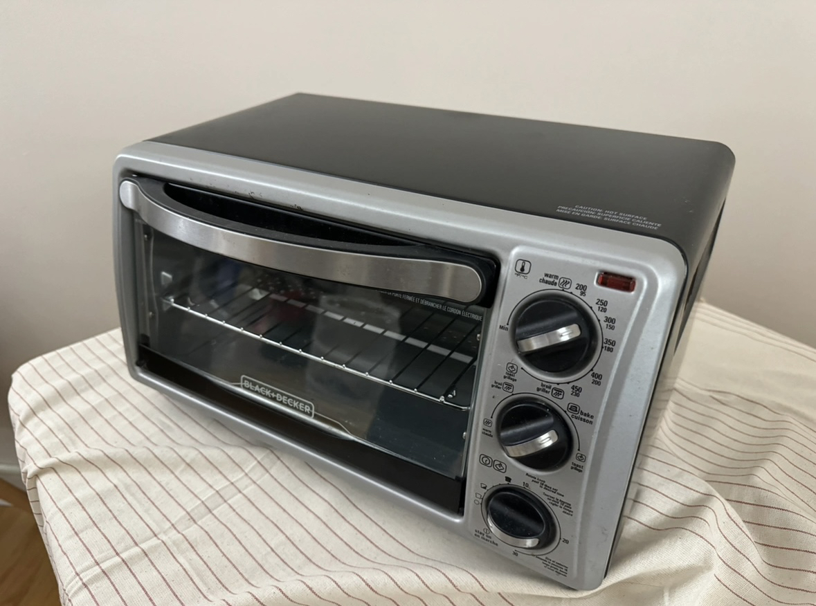 Black and Decker Toaster Oven